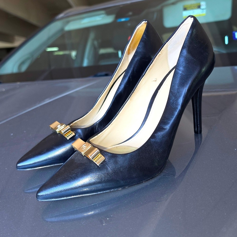 Michael Kors Black Leather Pointed Toe Pumps Gold Bow Accent Stiletto Heels